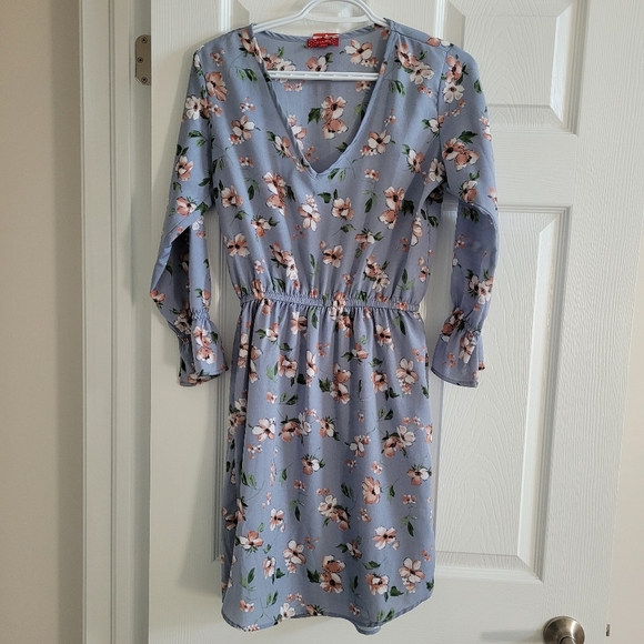 NWT - Floral dress - Picture 1 of 7